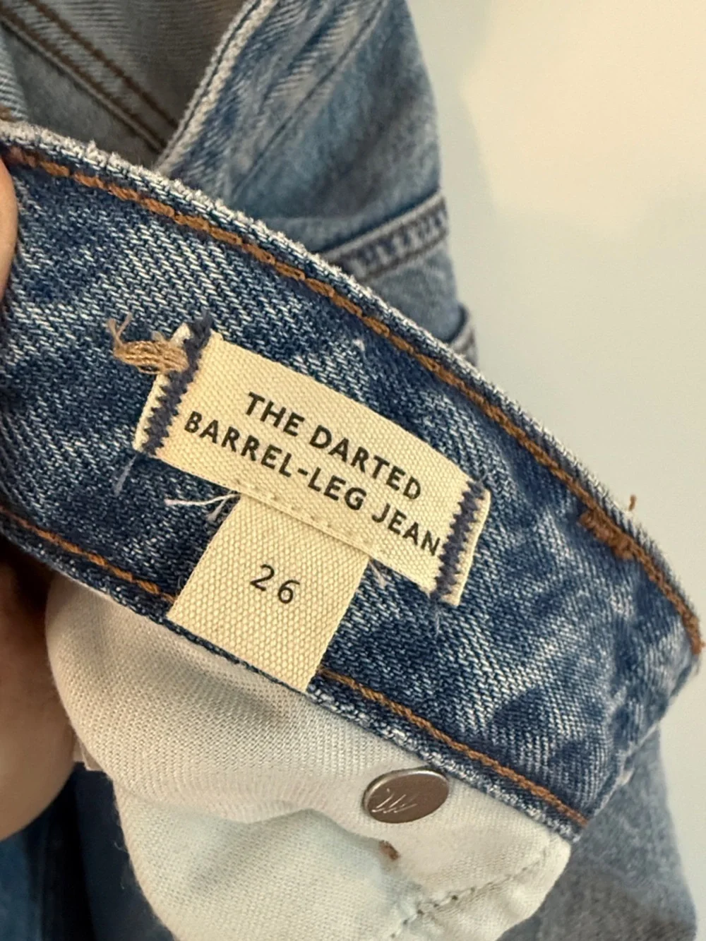 Madewell Darted Barrel-Leg Jean - Picture 3 of 3